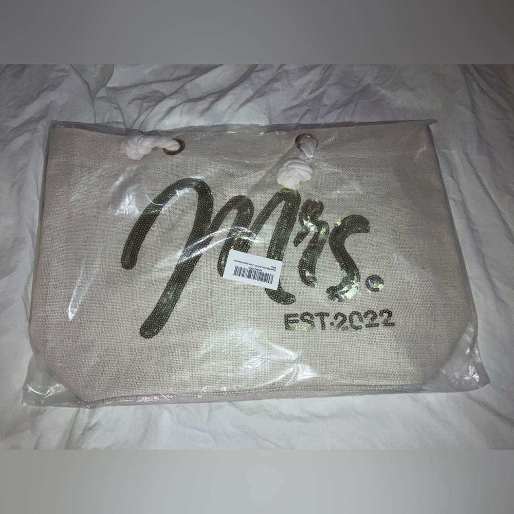 Mrs. EST. 2022 Jute Bag